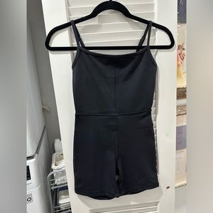 Aritzia Wilfred Free Divinity 5” Romper